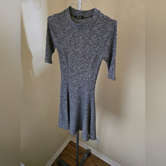 Aiden Y Short Sleeve Pullover Dress - Picture 1 of 4